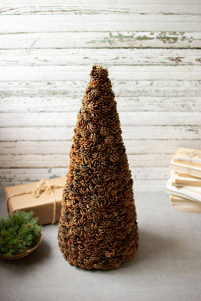 Pine cone topiary - The Nifty Decor