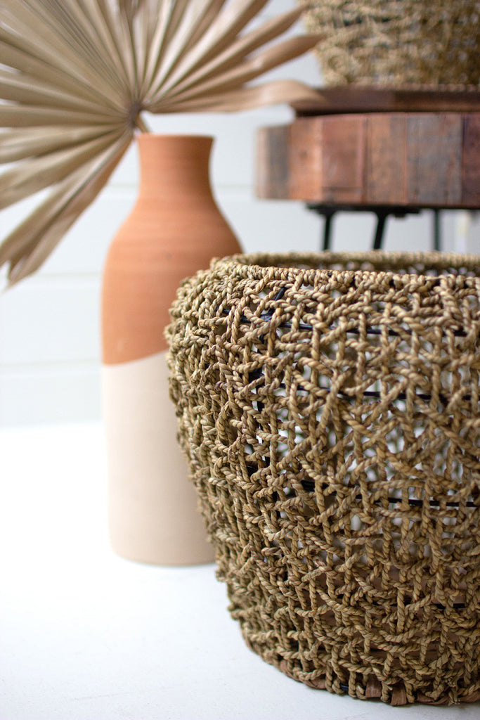 Set of 3 round woven seagrass planters - Bombay Mercantile
