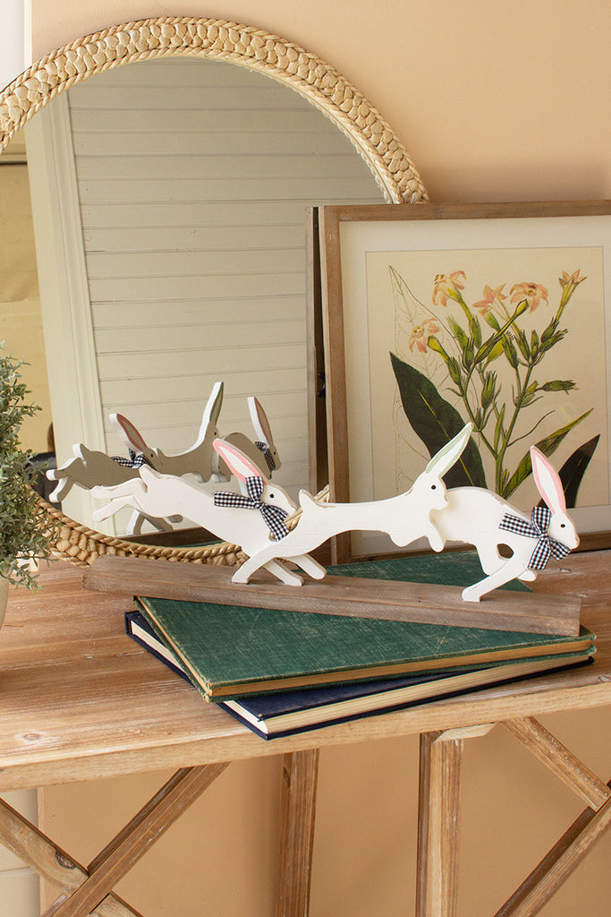 Three running rabbits - The Nifty Decor