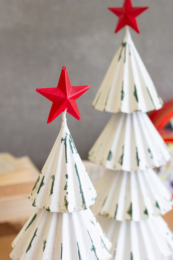 Set of 2 Painted Christmas trees - The Nifty Decor
