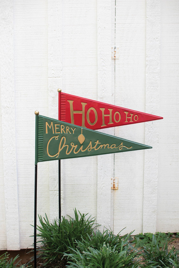 Set of 2 painted metal christmas pennants yard stakes - Bombay Mercantile
