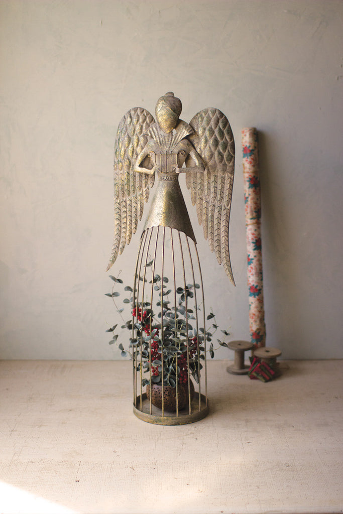 Tall wire christmas angel - The Nifty Decor