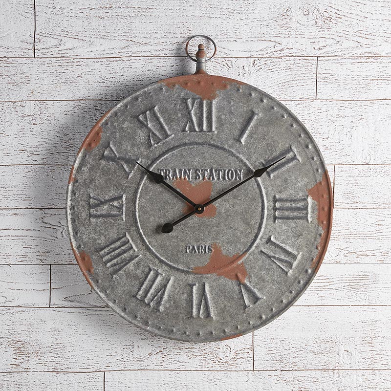 Iron Vintage Clock - Bombay Mercantile