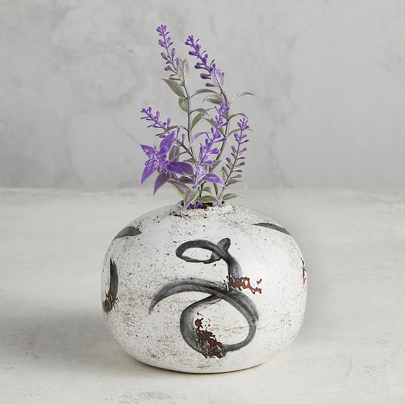 Terracotta Vase - Bombay Mercantile