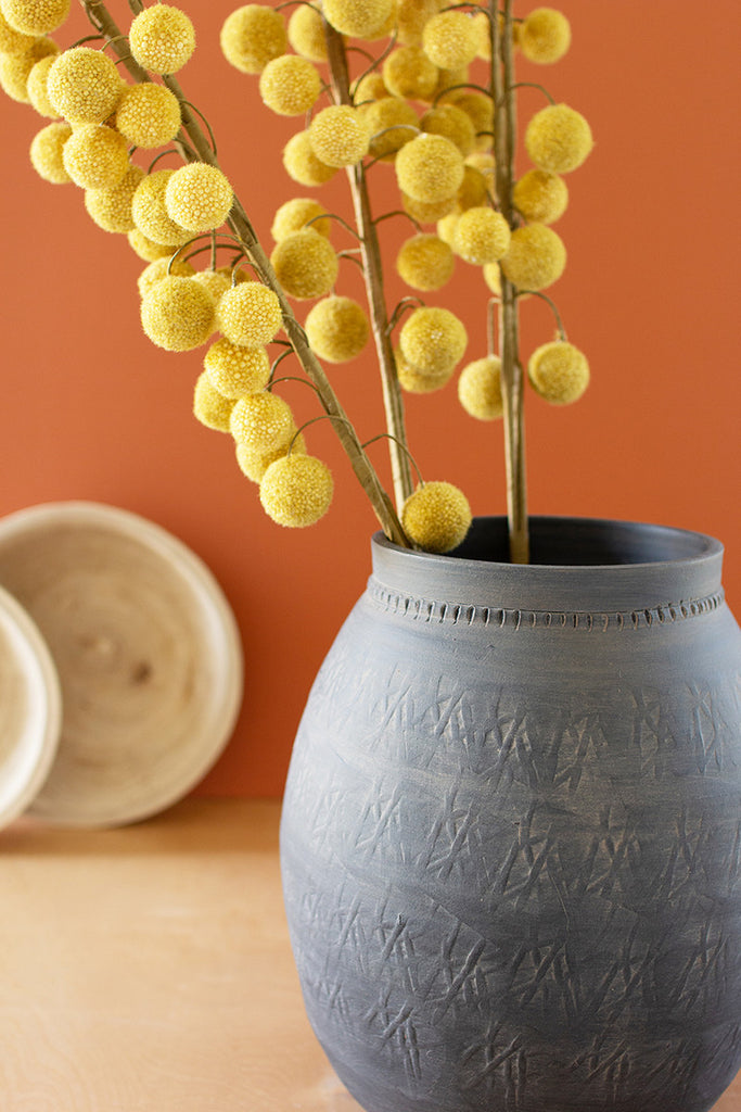 Antique black ceramic urn - The Nifty Decor