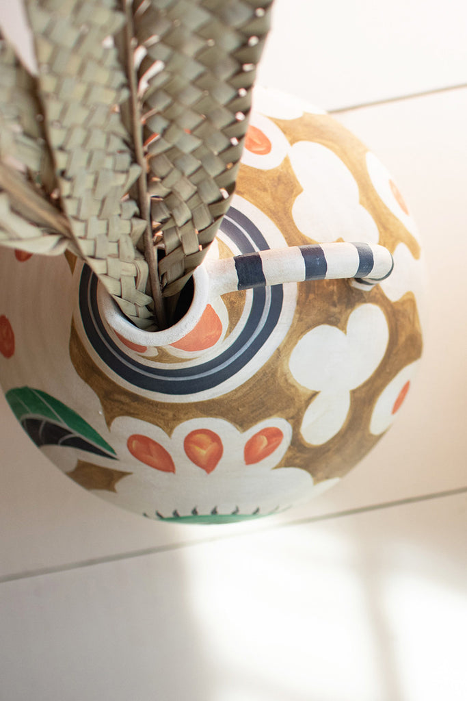 Ceramic pitcher with eye - The Nifty Decor