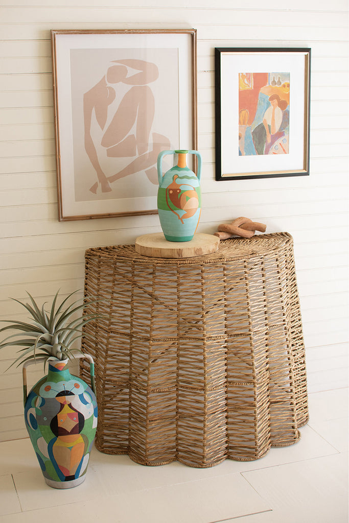Multi-colored urn with two handles - The Nifty Decor