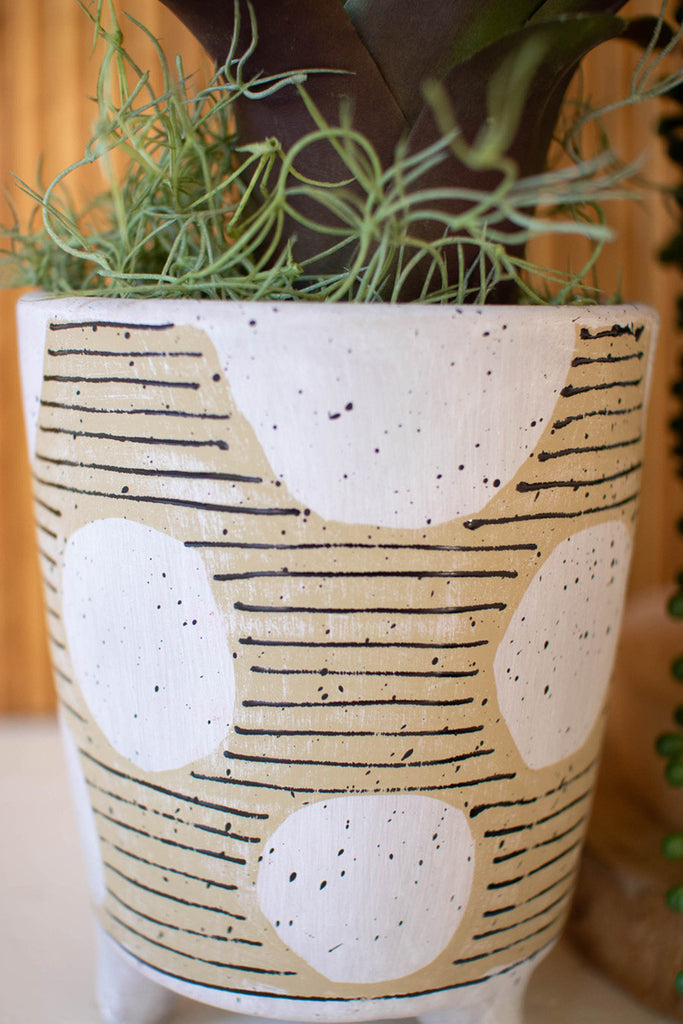 Set of 2 ceramic vases with feet - Bombay Mercantile