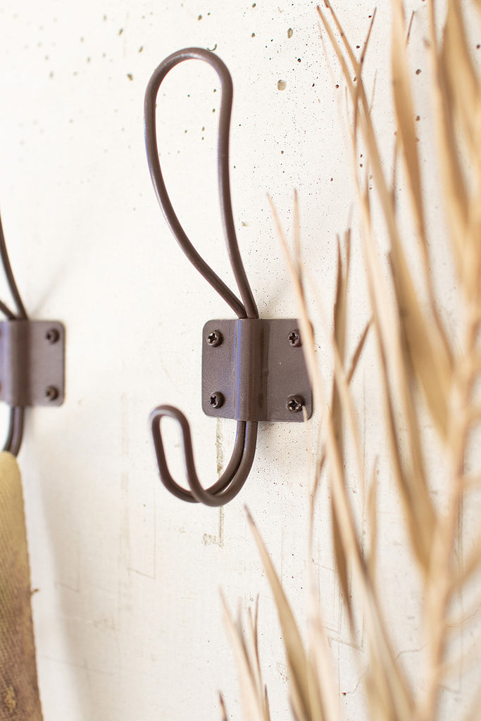 Metal hooks with screws - The Nifty Decor