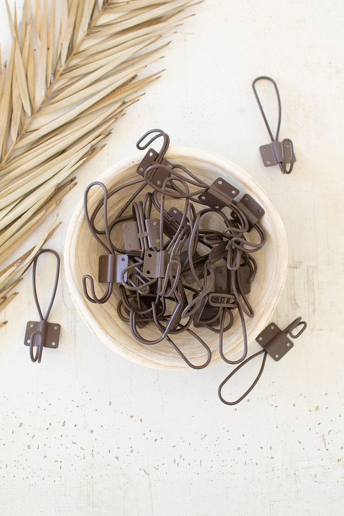 Metal hooks with screws - The Nifty Decor