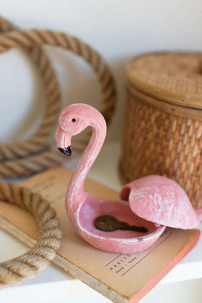 Flamingo hide-a key - The Nifty Decor