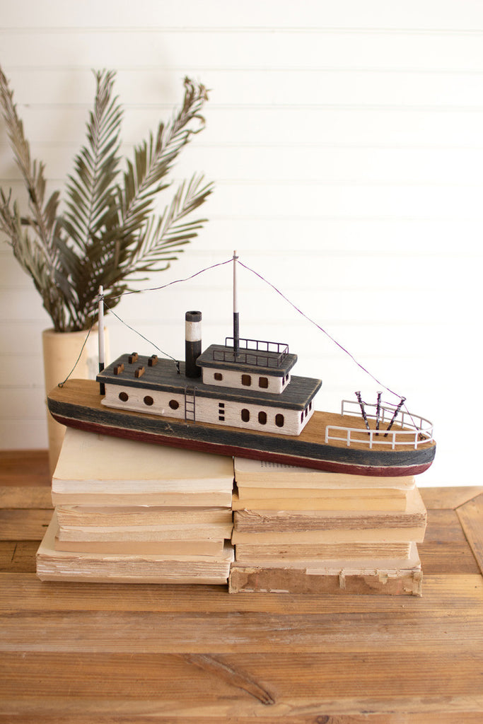 Wooden ship \ blue & red - Bombay Mercantile
