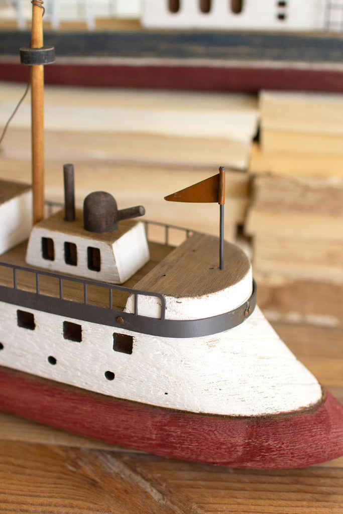 Wooden ship \ red & white - Bombay Mercantile