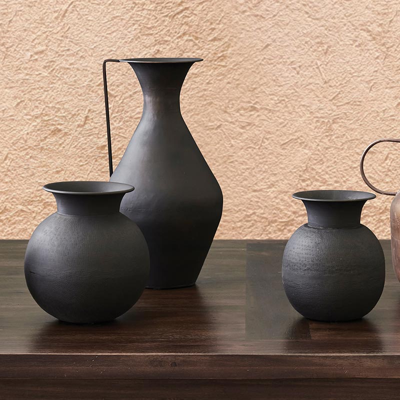 Black Rustic Metal Pot - Large - Bombay Mercantile