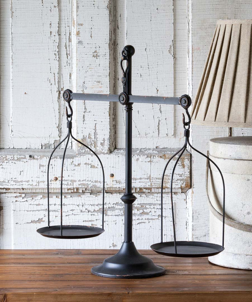 Decorative Antique-Style Scale - The Nifty Decor