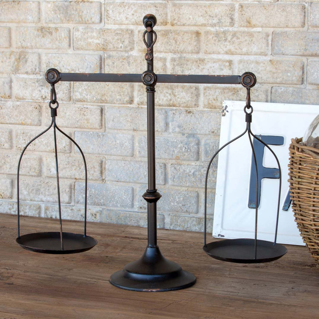 Decorative Antique-Style Scale - The Nifty Decor