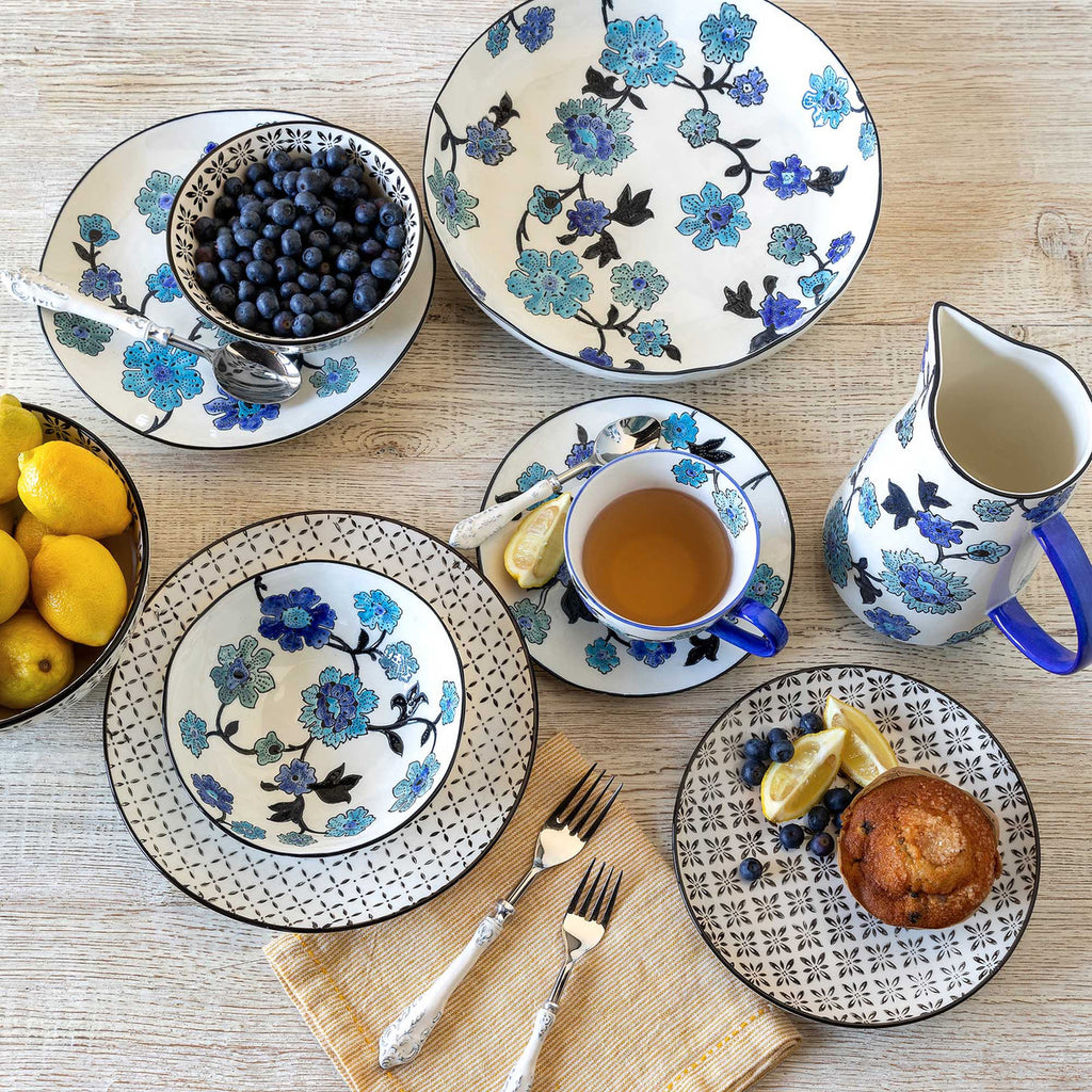 Periwinkle Vine Pattern Dinner Plate - Bombay Mercantile