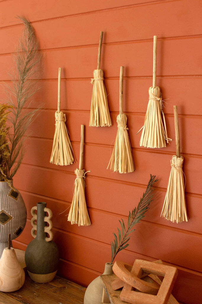 Palm hand brooms with wooden handles - Bombay Mercantile