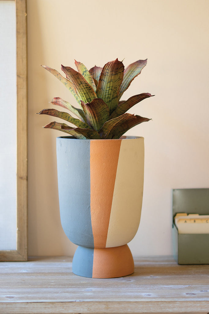 Clay tall round triple stripe planter - The Nifty Decor