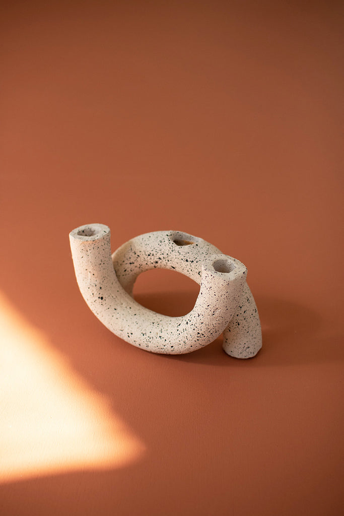 U-shaped clay taper holder - The Nifty Decor
