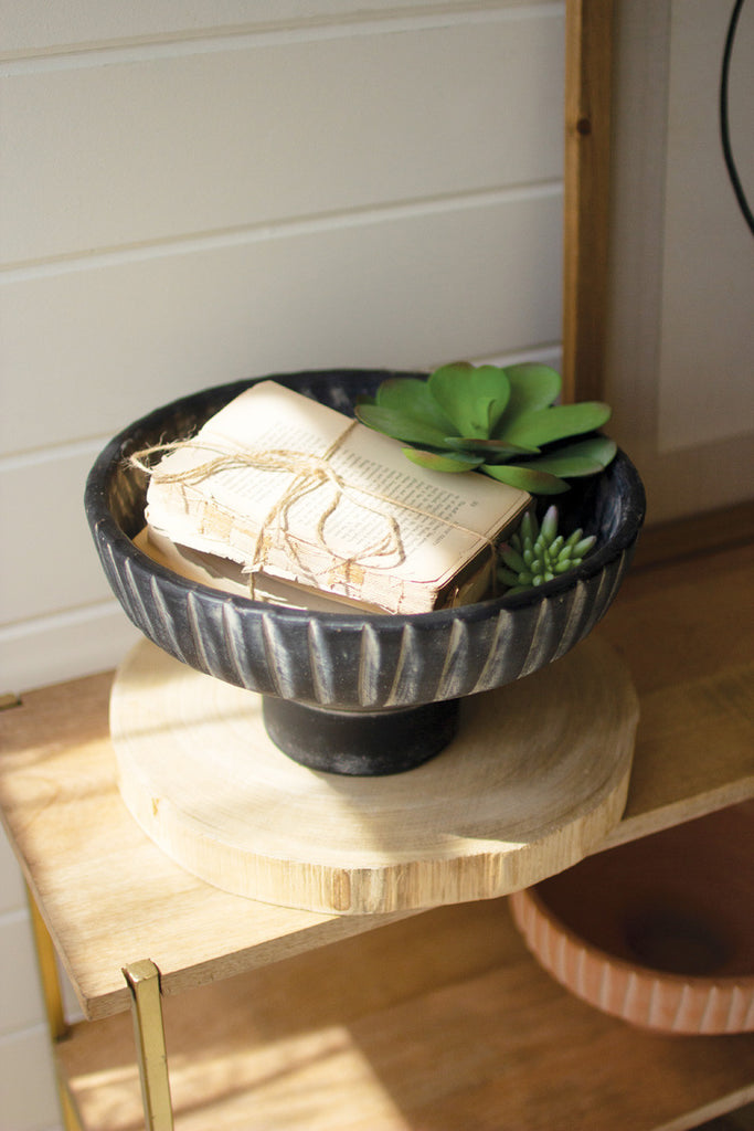 Footed clay bowls with detail on rim \ black wash - Bombay Mercantile