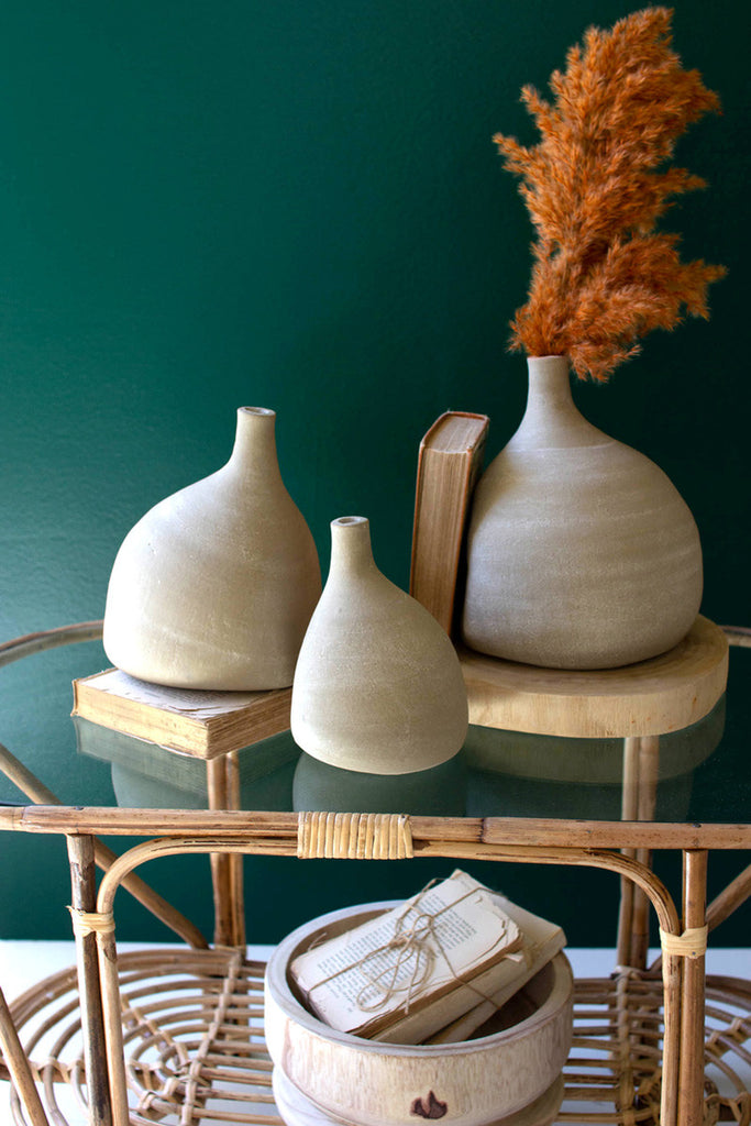 Set of 3 clay teardrop bud vases - Bombay Mercantile