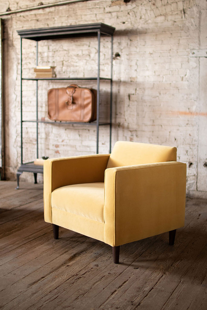 Velvet club chair \ honey - The Nifty Decor