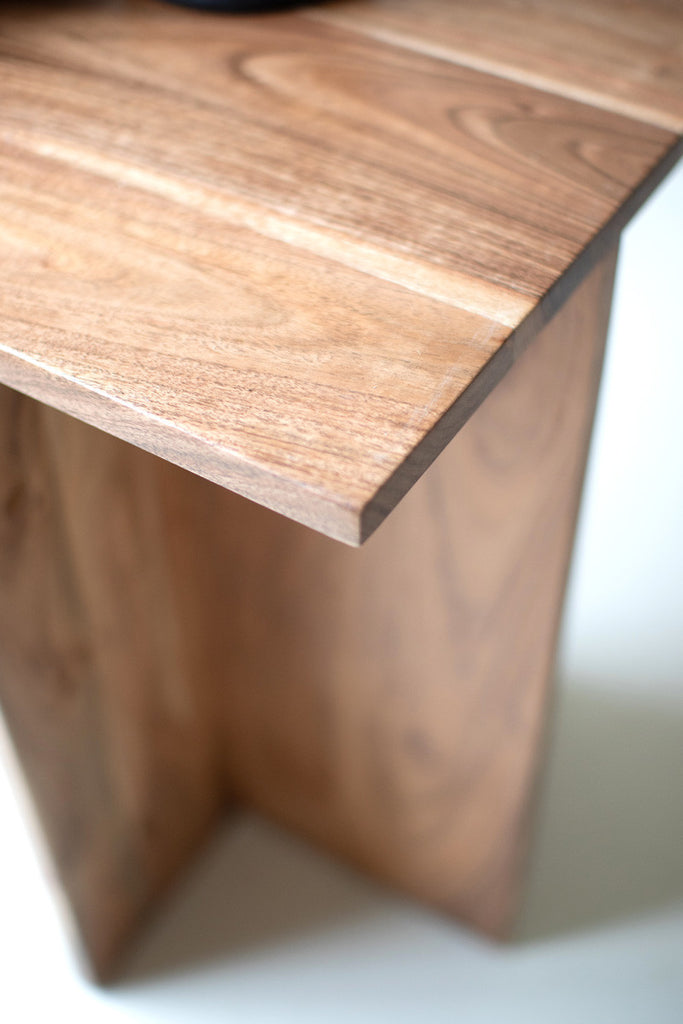 Acacia wood side table - Bombay Mercantile