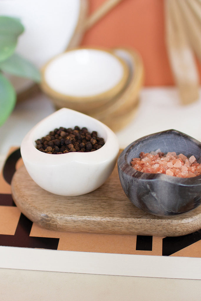 Set of 2 stone salt & pepper holders - The Nifty Decor