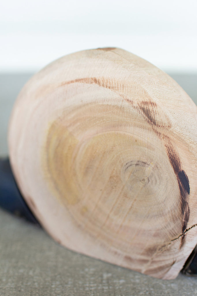 Recycled iron & wood snail - The Nifty Decor