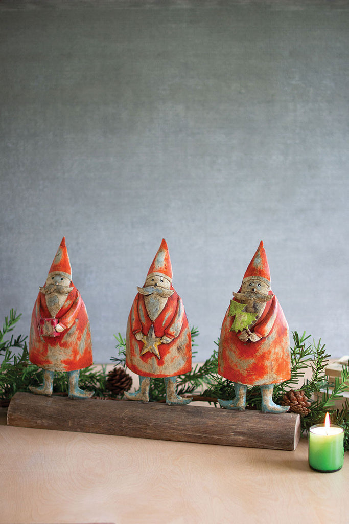 Santas on a wood base, set of 3 - The Nifty Decor