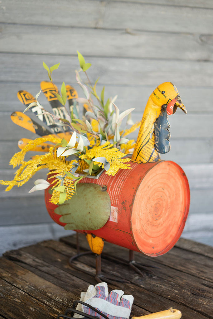 Recycled metal turkey cooler/planter - The Nifty Decor