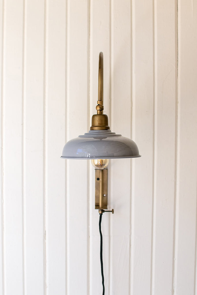 Wall light with grey shade - The Nifty Decor