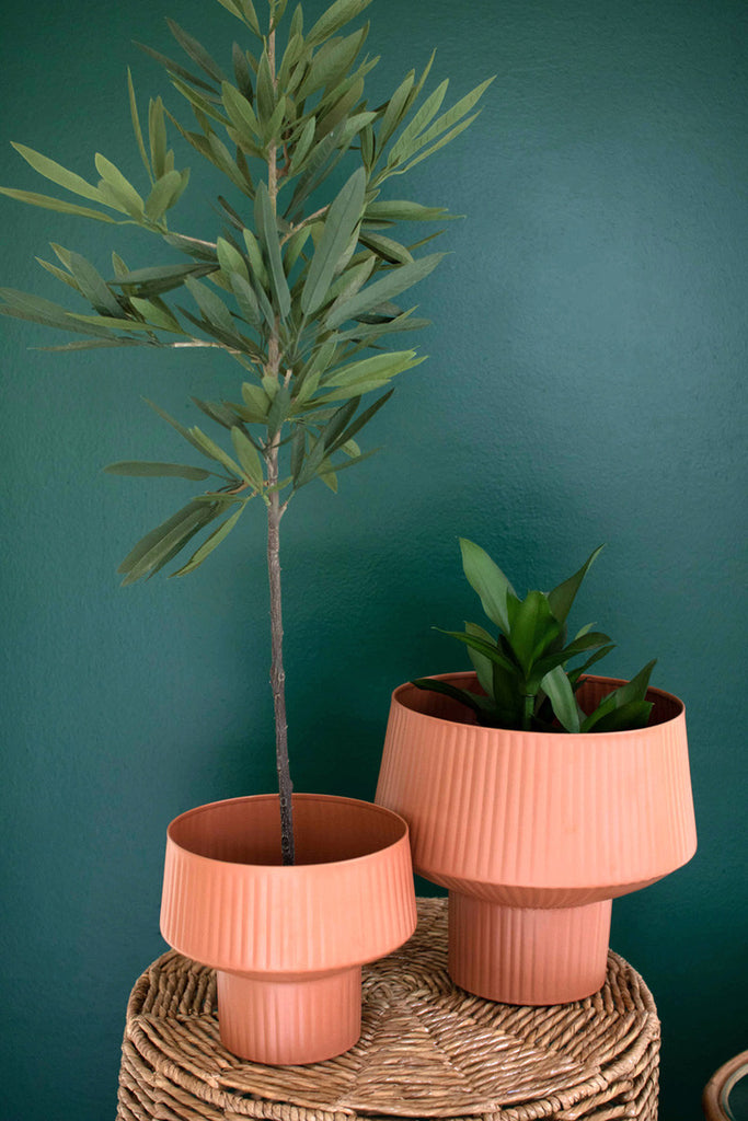 Set of 2 painted chalice metal planters - Bombay Mercantile