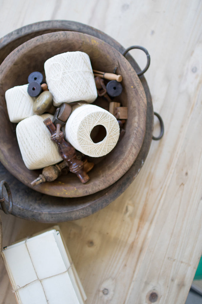 Old wooden bowl - The Nifty Decor