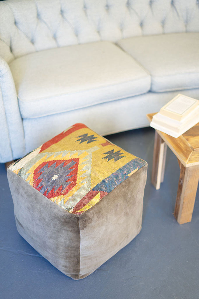 Brown velvet and kilim pouf - The Nifty Decor