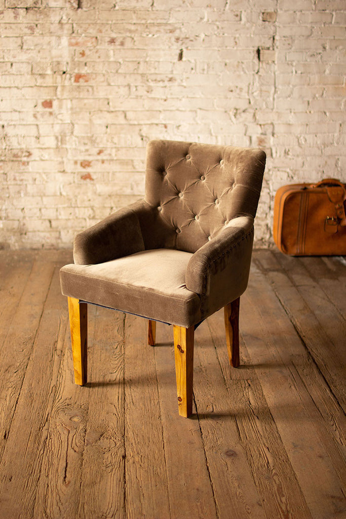 Velvet arm chairs - The Nifty Decor