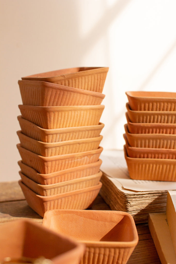 Set of 12 natural clay accessory dishes - Bombay Mercantile