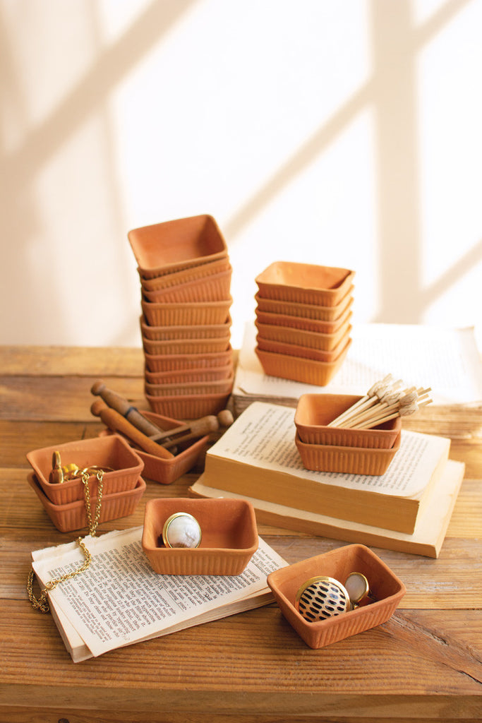 Set of 12 natural clay accessory dishes - Bombay Mercantile