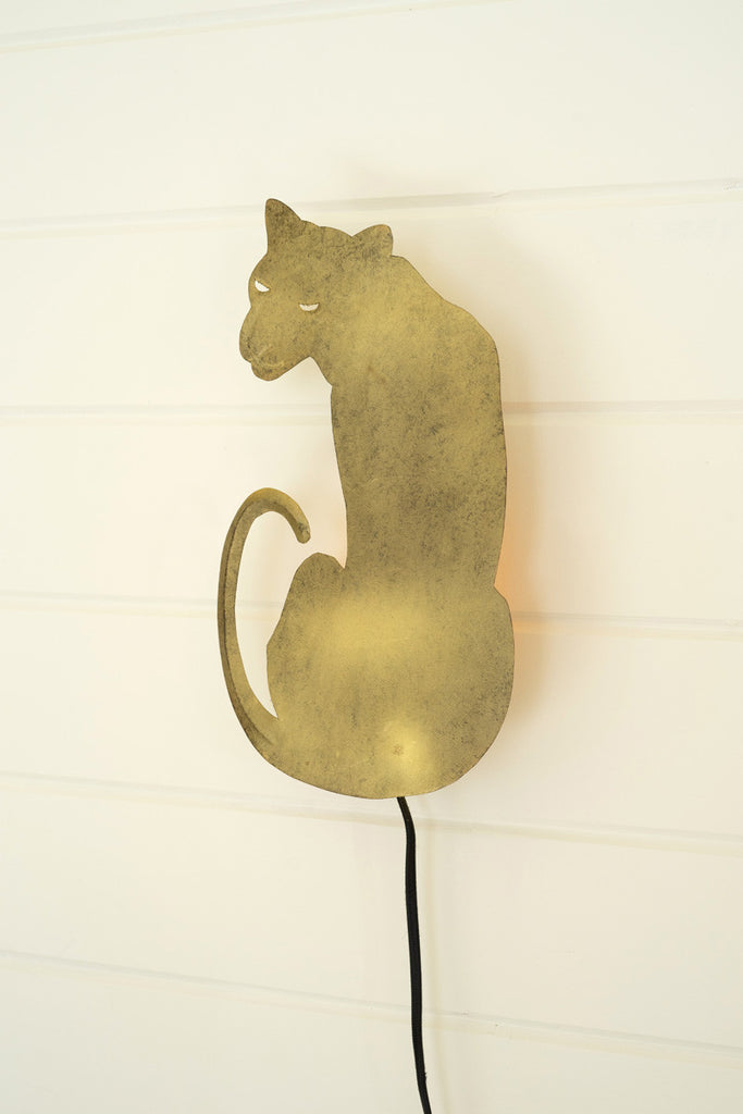 Antique brass tiger wall lamp - Bombay Mercantile