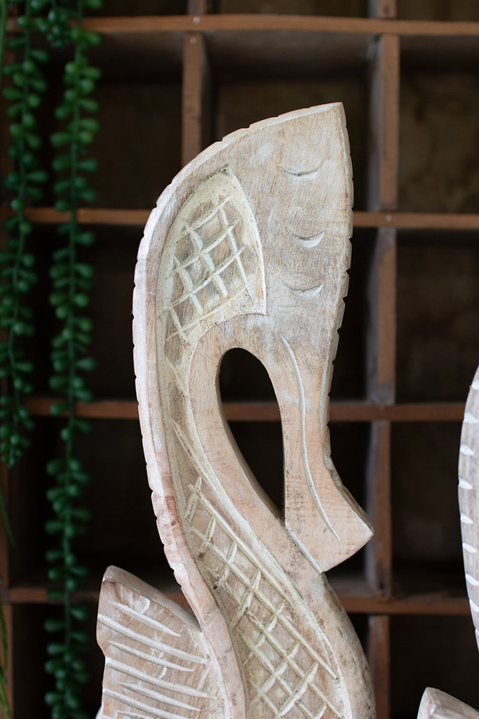 Set of 2 wooden tabletop seahorses - The Nifty Decor