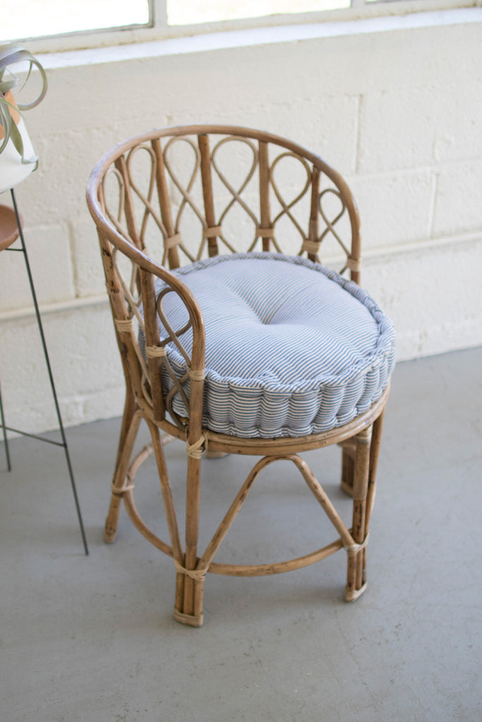 Round box cushion - The Nifty Decor