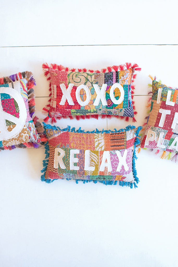 Relax kantha pillow - The Nifty Decor