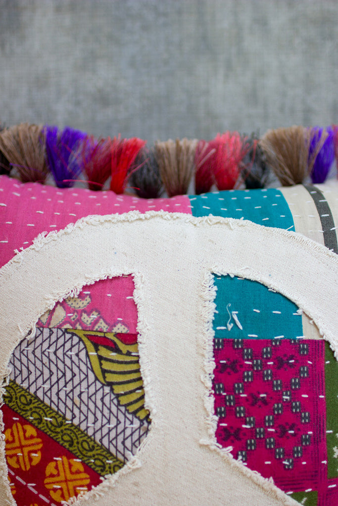Peace kantha pillow - The Nifty Decor