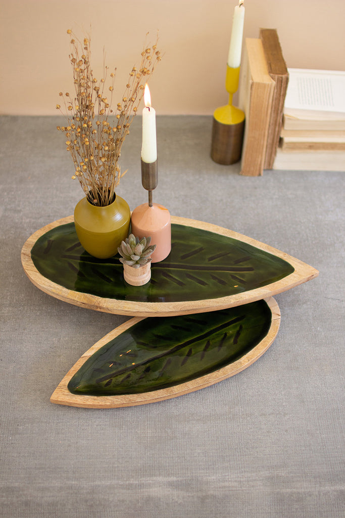 Set of 2 green wooden leaf platters - The Nifty Decor