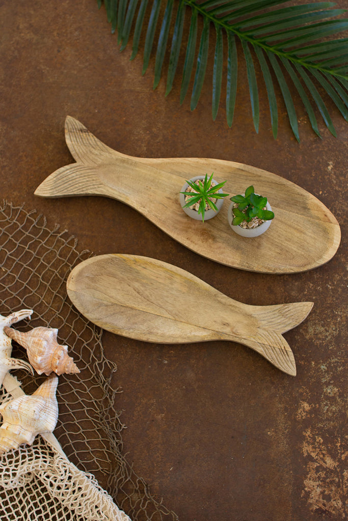 Set of 2 carved wooden fish platters - The Nifty Decor