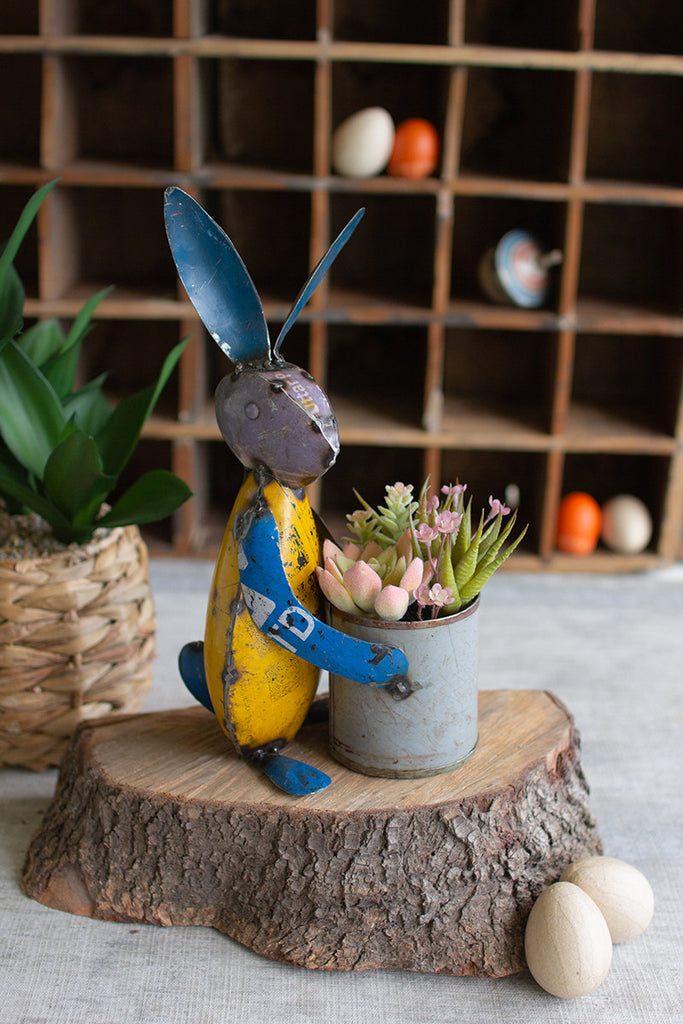 Recycled iron rabbit with flower pot - The Nifty Decor