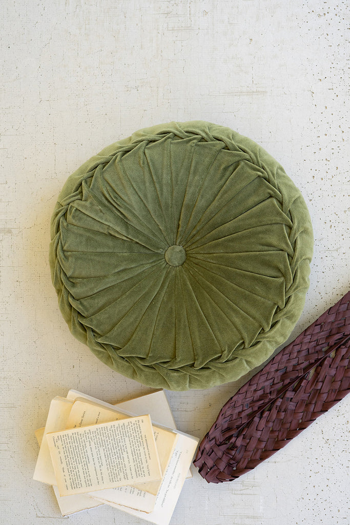 Round tufted velvet pillow \ avocado - The Nifty Decor
