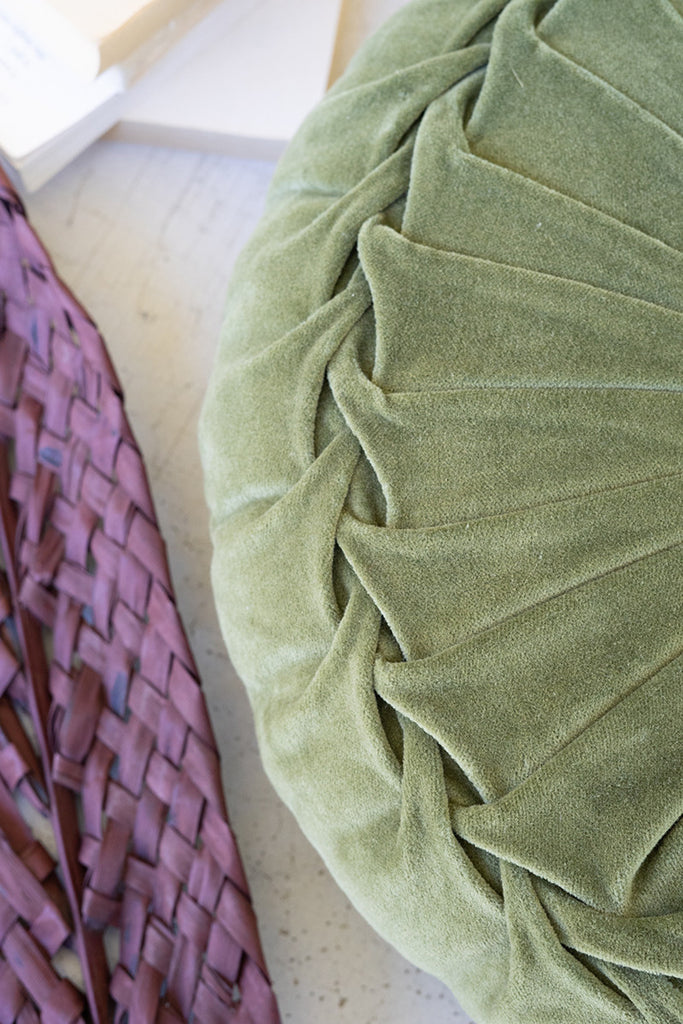 Round tufted velvet pillow \ avocado - The Nifty Decor
