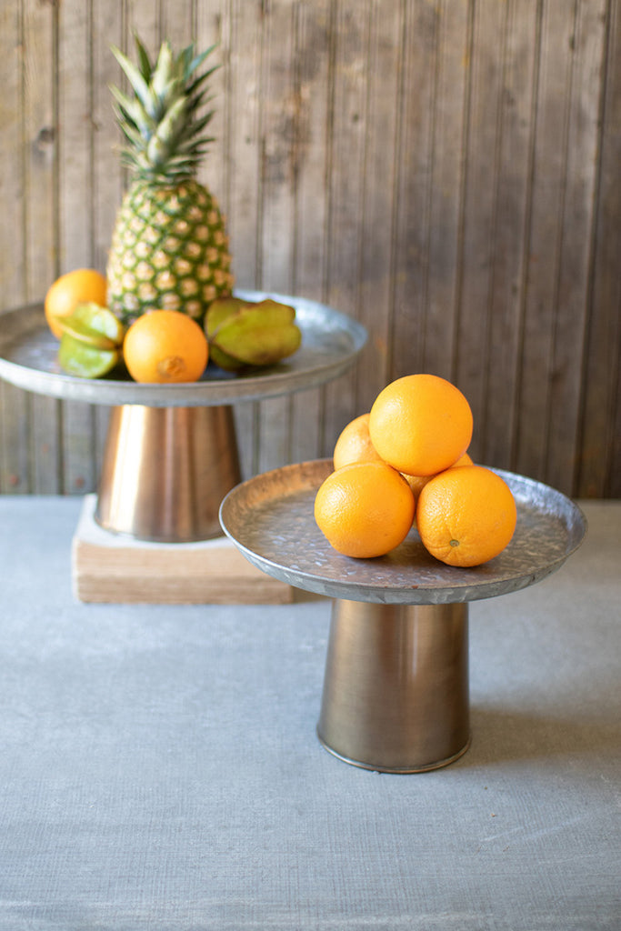 Stands with antique brass bases, Set of 2 - The Nifty Decor